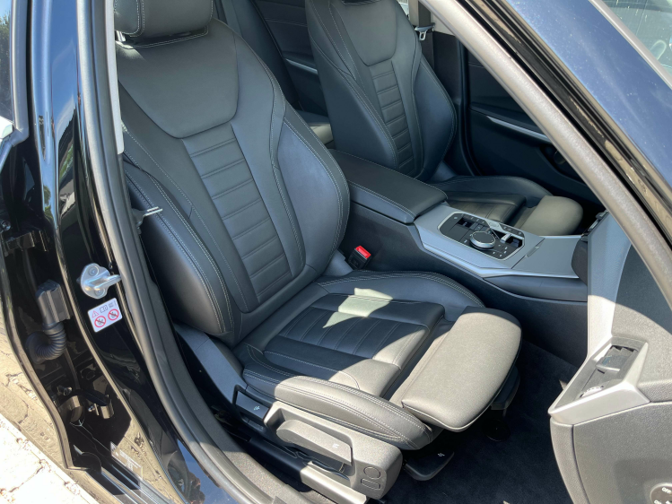 BMW 318 318iA Touring Facelift Widescreen/Sportzetels/CRPL Leconte Motors