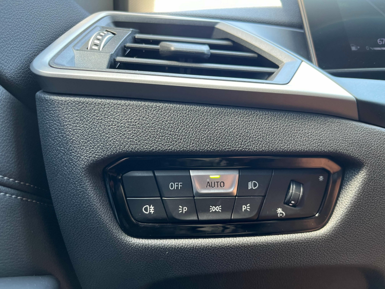 BMW 318 318iA Touring Facelift Widescreen/Sportzetels/CRPL Leconte Motors