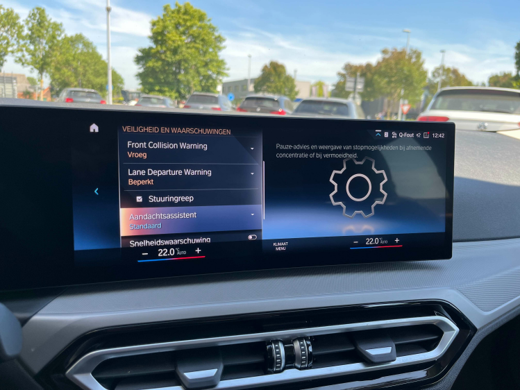 BMW 318 318iA Touring Facelift Widescreen/Sportzetels/CRPL Leconte Motors