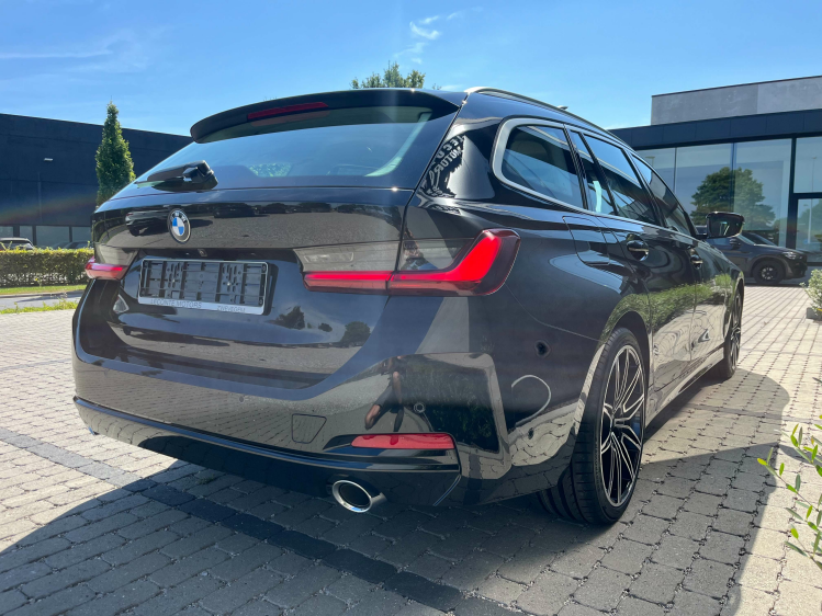 BMW 318 318iA Touring Facelift Widescreen/Sportzetels/CRPL Leconte Motors