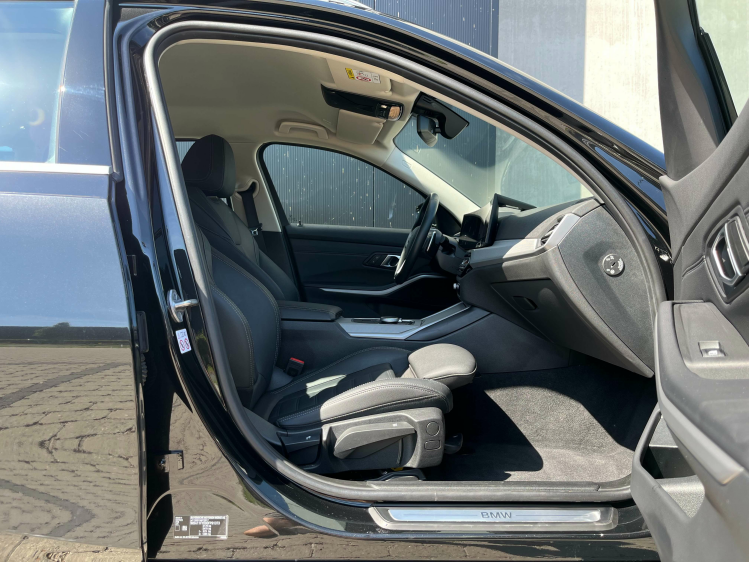 BMW 318 318iA Touring Facelift Widescreen/Sportzetels/CRPL Leconte Motors