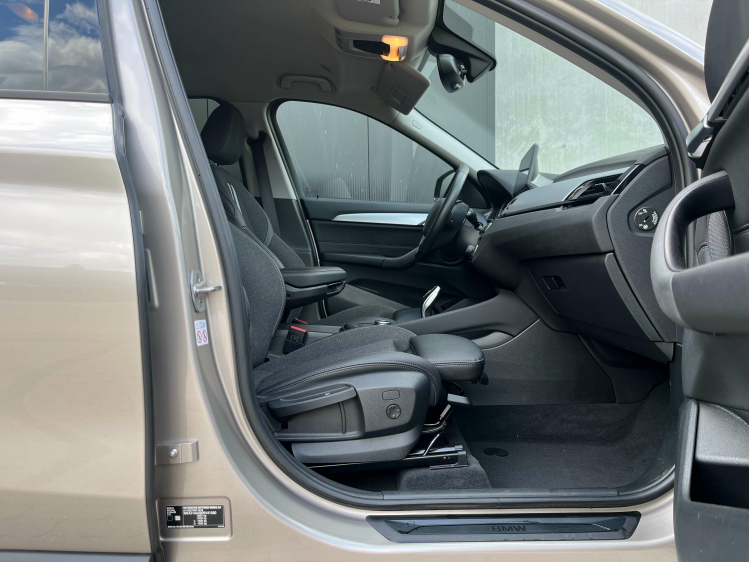 BMW X1 X1 sDrive18iA Sportzetels/Camera/HUD/Zetelverwarm Leconte Motors