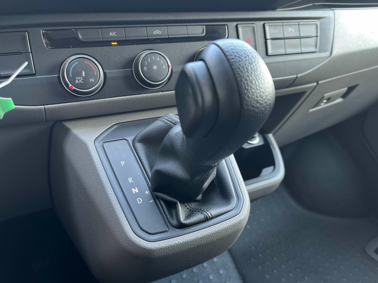 Volkswagen Transporter Transporter T6 DSG Automaat 3-zit/Sortimo-rekken!! Leconte Motors