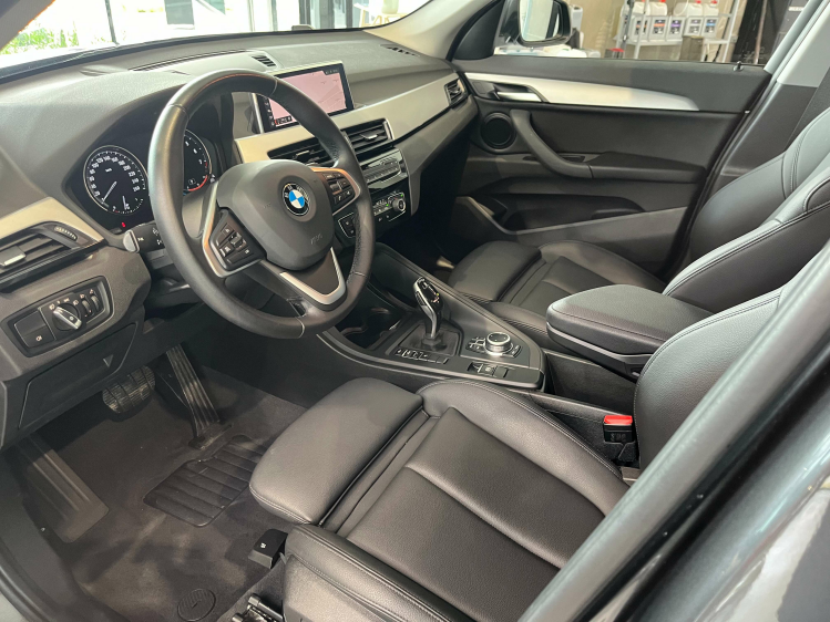 BMW X1 X1 sDrive18iA Sportzetels/Camera/Carplay/Leder/... Leconte Motors