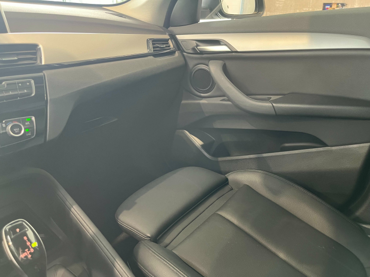 BMW X1 X1 sDrive18iA Sportzetels/Camera/Carplay/Leder/... Leconte Motors