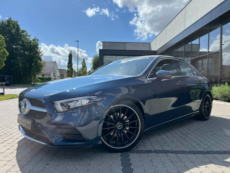 Mercedes-Benz A 180 A 180iA DCT AMG-Pack Panodak/HUD/Camera/Leder/...! Leconte Motors