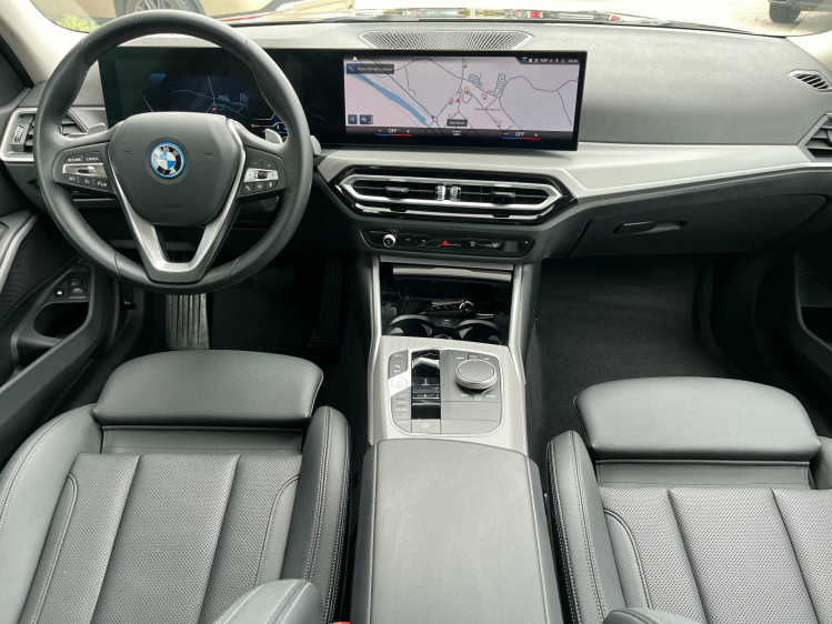 BMW 320 320e Touring Hybrid Facelift Widescreen/Sporzetels Leconte Motors