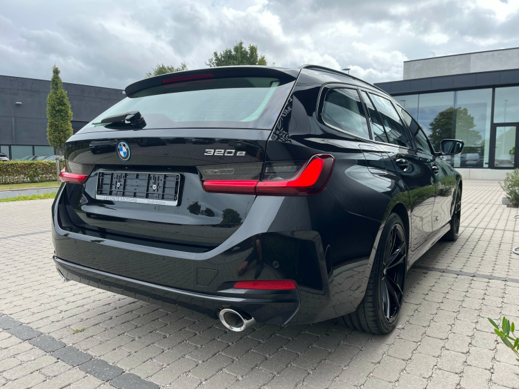 BMW 320 320e Touring Hybrid Facelift Widescreen/Sporzetels Leconte Motors