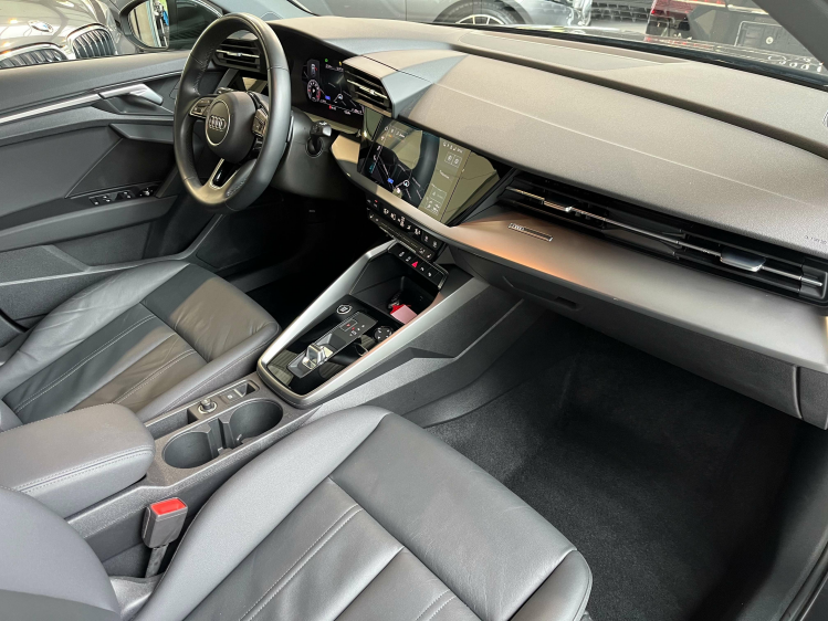 Audi A3 A3 30 TFSI SB S-Tronic Virtual/Leder/Carplay/...!! Leconte Motors