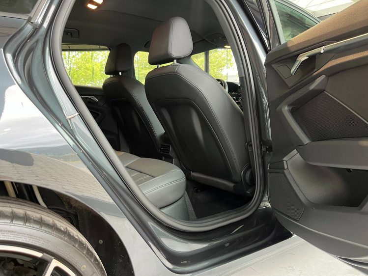 Audi A3 A3 30 TFSI SB S-Tronic Virtual/Leder/Carplay/...!! Leconte Motors