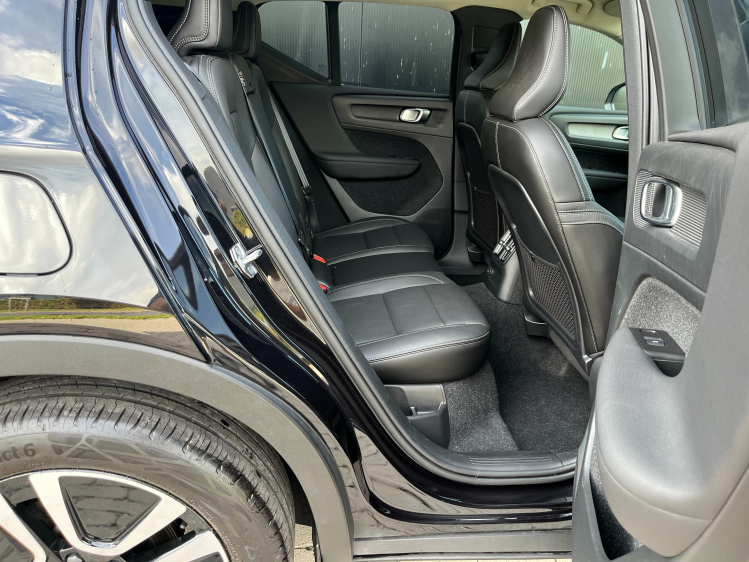 Volvo XC40 XC40 T4 Plug In Hybrid Leder/Camera/Carplay/Cruise Leconte Motors