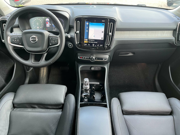 Volvo XC40 XC40 T4 Plug In Hybrid Leder/Camera/Carplay/Cruise Leconte Motors