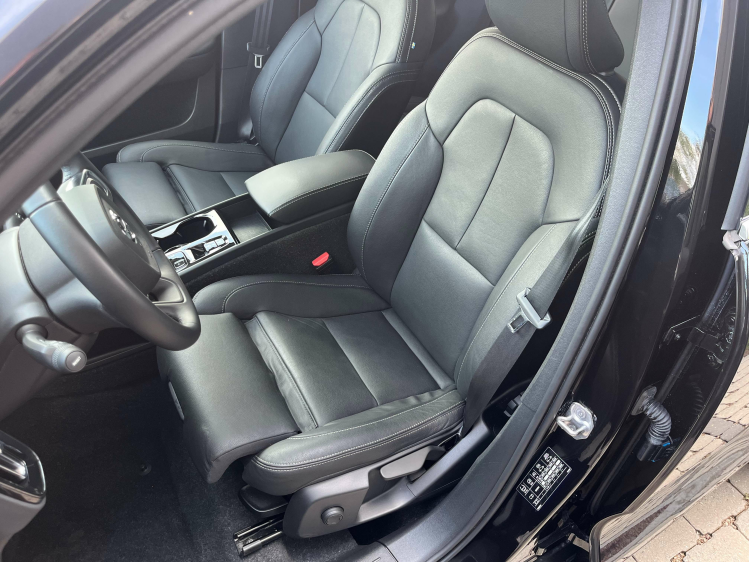 Volvo XC40 XC40 T4 Plug In Hybrid Leder/Camera/Carplay/Cruise Leconte Motors