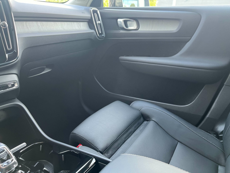 Volvo XC40 XC40 T4 Plug In Hybrid Leder/Camera/Carplay/Cruise Leconte Motors