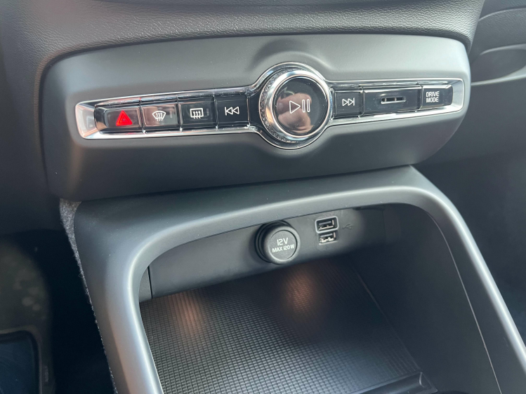 Volvo XC40 XC40 T4 Plug In Hybrid Leder/Camera/Carplay/Cruise Leconte Motors