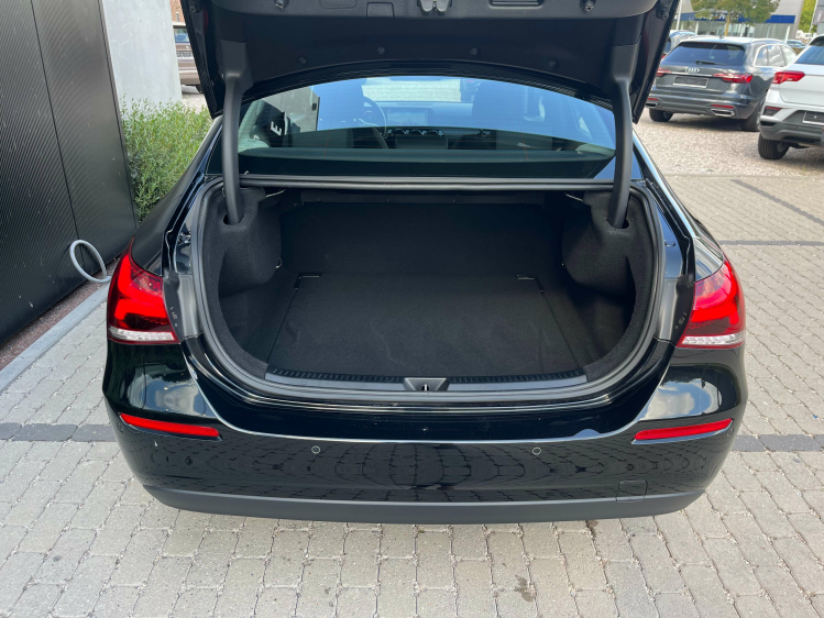 Mercedes-Benz A 180 A 180iA DCT Berline LED/Widescreen/Zetelverwarming Leconte Motors