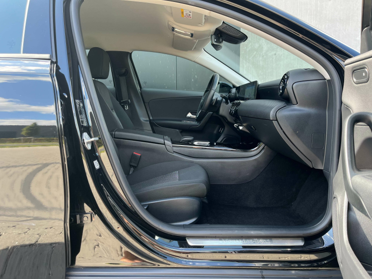 Mercedes-Benz A 180 A 180iA DCT Berline LED/Widescreen/Zetelverwarming Leconte Motors