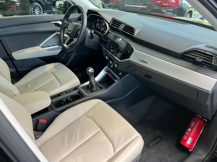 Audi Q3 Q3 35 TFSI Full-LED/Panodak/Virtual/Camera/Leder.. Leconte Motors