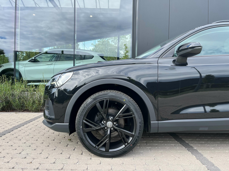 Audi Q3 Q3 35 TFSI Full-LED/Panodak/Virtual/Camera/Leder.. Leconte Motors