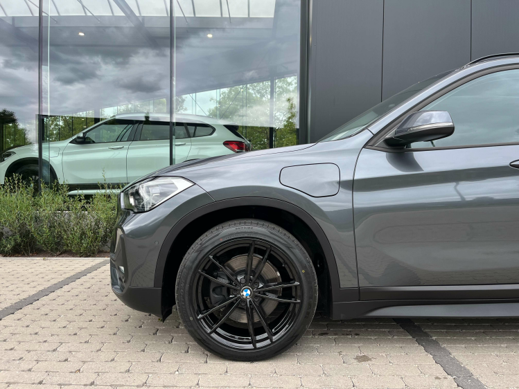 BMW X1 X1 xDrive25e Plug In Hybrid Panodak/LED/Leder/CAM! Leconte Motors