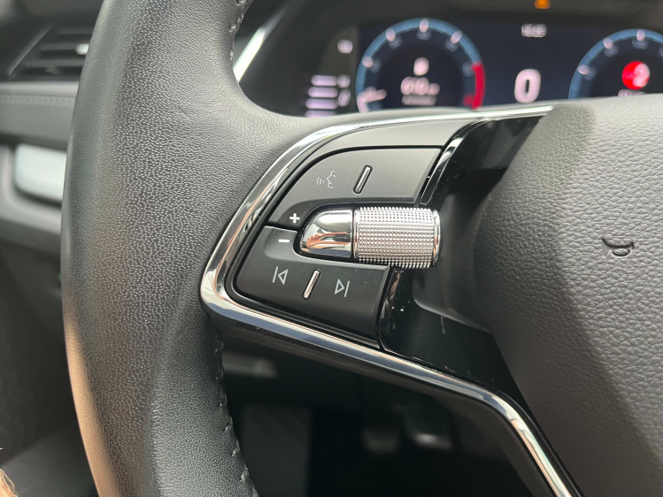 Skoda Octavia Octavia Combi 1.0 TSI Virtual/Camera/Carplay/ACC.. Leconte Motors