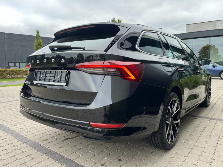 Skoda Octavia Octavia Combi 1.0 TSI Virtual/Camera/Carplay/ACC.. Leconte Motors