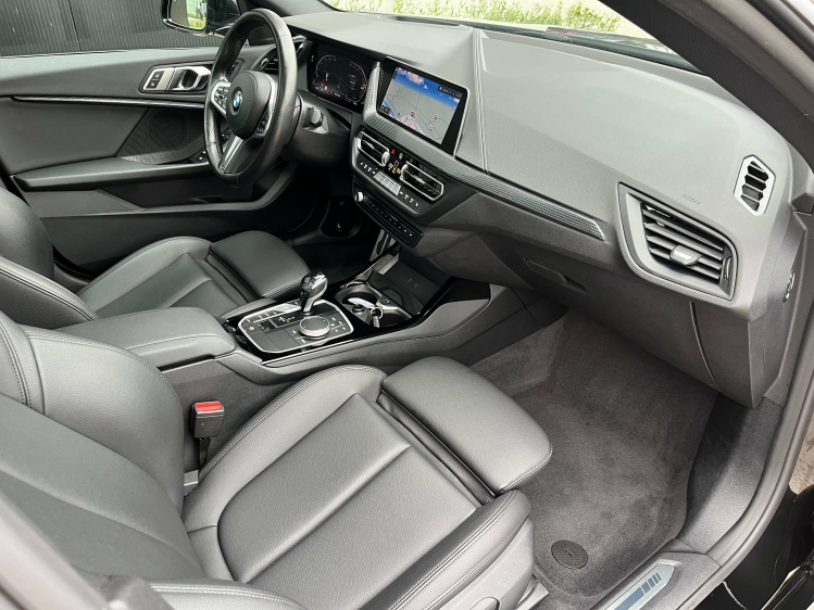 BMW 218 218iA Gran Coupe M-Pack Pano/Leder/Memory/Camera.. Leconte Motors