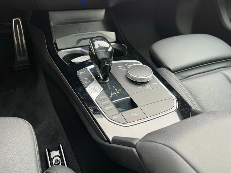 BMW 218 218iA Gran Coupe M-Pack Pano/Leder/Memory/Camera.. Leconte Motors