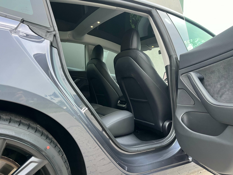 Tesla Model 3 Model 3 Dual Motor Long Range Auto Pilot Leconte Motors