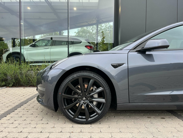 Tesla Model 3 Model 3 Dual Motor Long Range Auto Pilot Leconte Motors