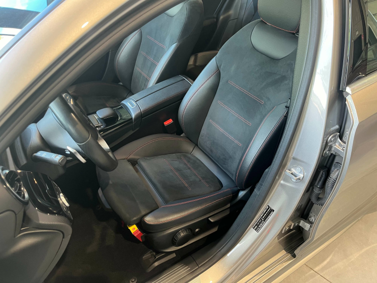 Mercedes-Benz A 180 A 180 dA DCT AMG Line LED/Widescreen/Camera/...!! Leconte Motors