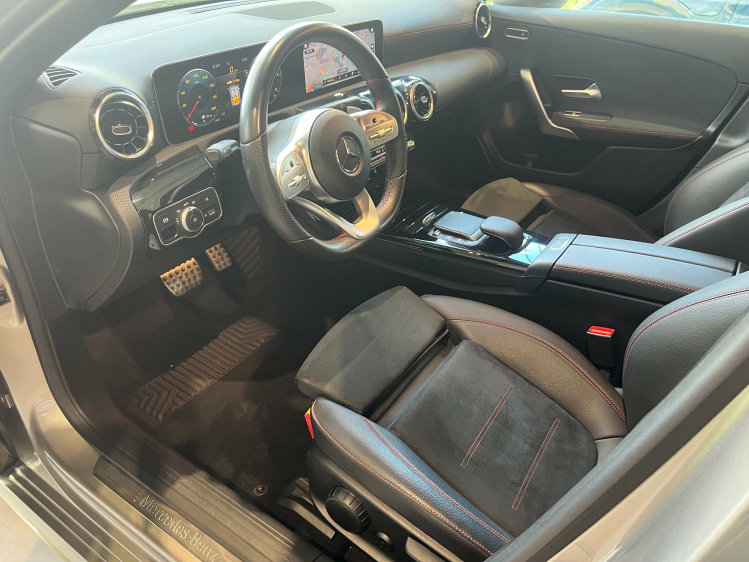 Mercedes-Benz A 180 A 180 dA DCT AMG Line LED/Widescreen/Camera/...!! Leconte Motors