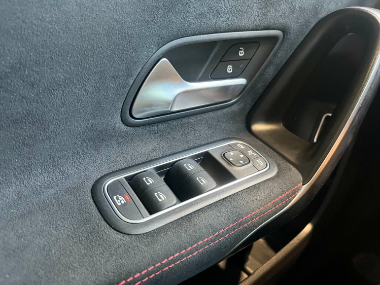 Mercedes-Benz A 180 A 180 dA DCT AMG Line LED/Widescreen/Camera/...!! Leconte Motors