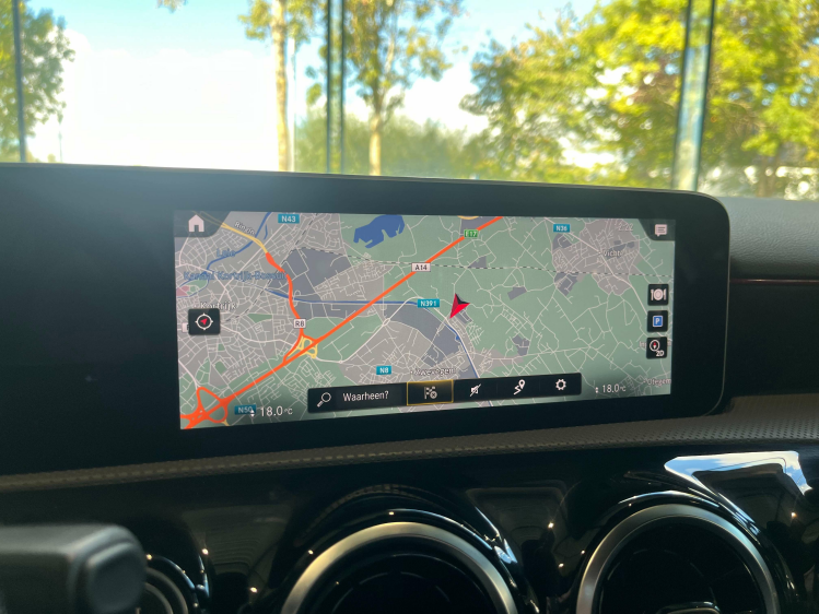 Mercedes-Benz A 180 A 180 dA DCT AMG Line LED/Widescreen/Camera/...!! Leconte Motors