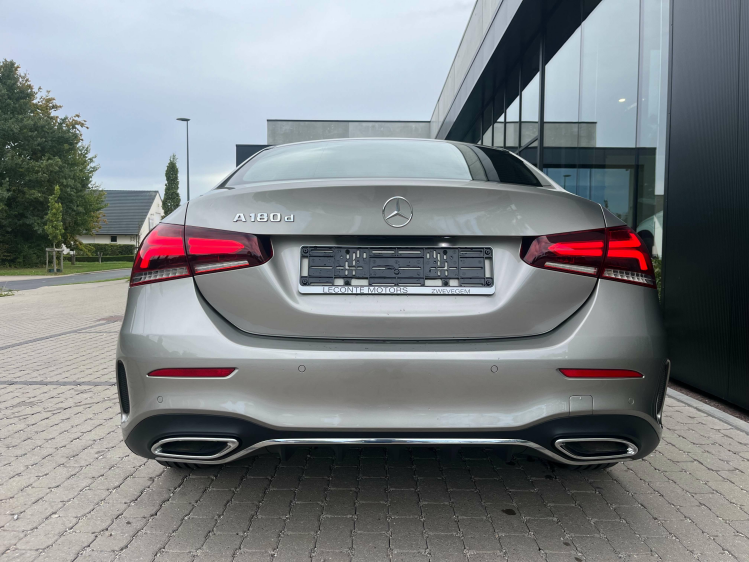 Mercedes-Benz A 180 A 180 dA DCT AMG Line LED/Widescreen/Camera/...!! Leconte Motors