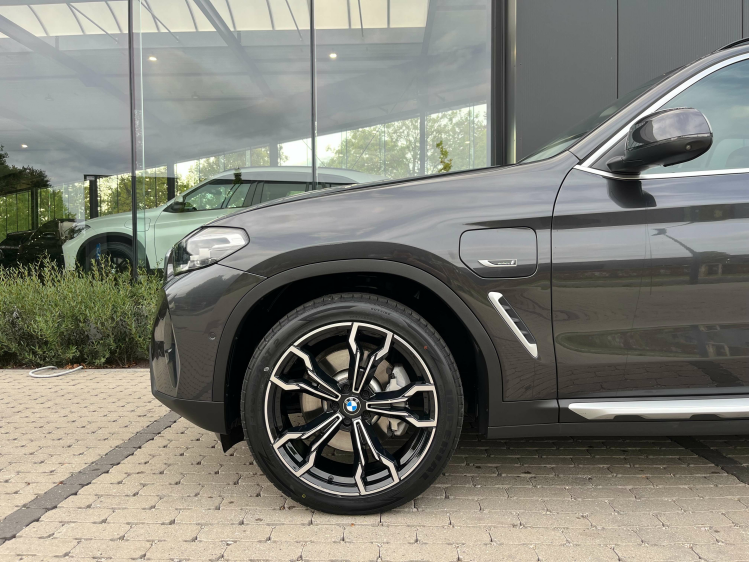 BMW X3 X3 xDrive30e Facelift Sportzetels/Carplay/CAM 360 Leconte Motors
