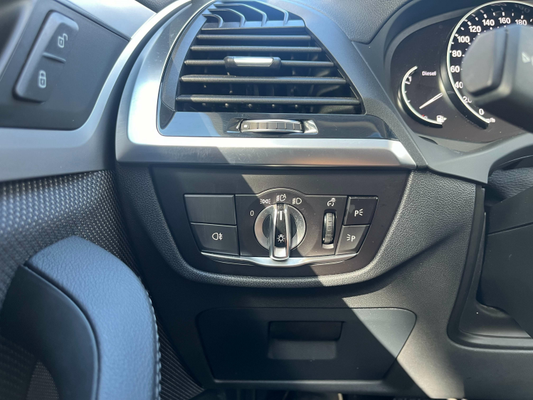 BMW X3 X3 sDrive18dA Gps-Pro/Sportzetels/Carplay/Zetelver Leconte Motors