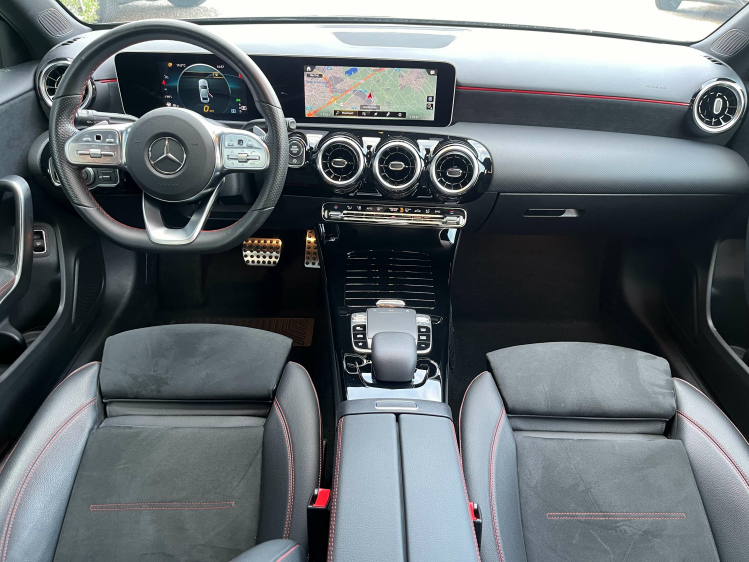 Mercedes-Benz A 200 A 200iA AMG-PACK Berline Widescreen/Leder/Carplay Leconte Motors
