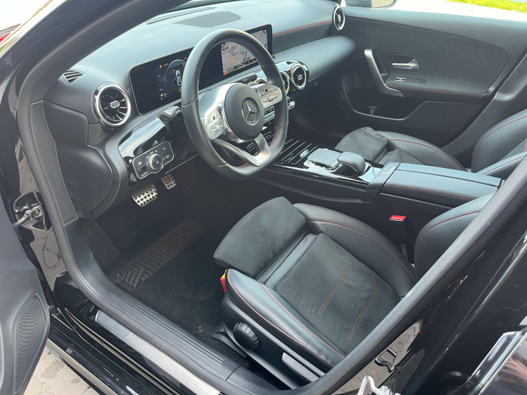 Mercedes-Benz A 200 A 200iA AMG-PACK Berline Widescreen/Leder/Carplay Leconte Motors