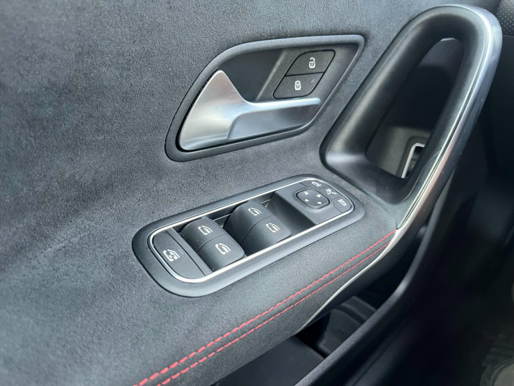 Mercedes-Benz A 200 A 200iA AMG-PACK Berline Widescreen/Leder/Carplay Leconte Motors