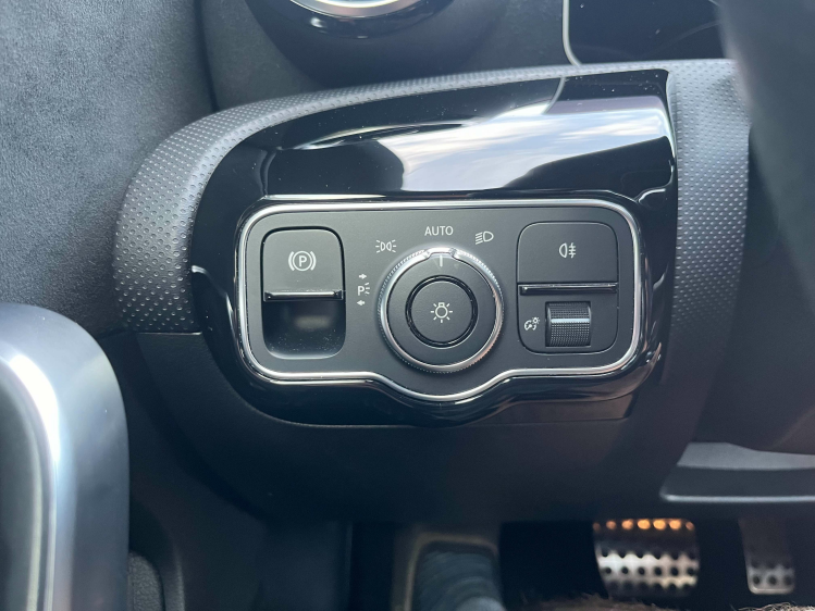 Mercedes-Benz A 200 A 200iA AMG-PACK Berline Widescreen/Leder/Carplay Leconte Motors