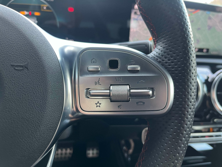 Mercedes-Benz A 200 A 200iA AMG-PACK Berline Widescreen/Leder/Carplay Leconte Motors