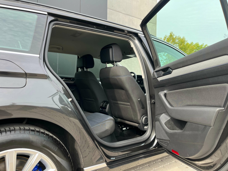 Volkswagen Passat Variant Passat Variant 1.4 TSI Plug In Hybrid Carplay/CAM Leconte Motors