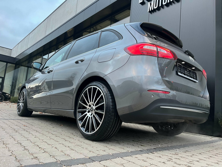 Mercedes-Benz B 180 B 180 7G-DCT Leder/Widescreen/Camera/Cruise/PDC... Leconte Motors