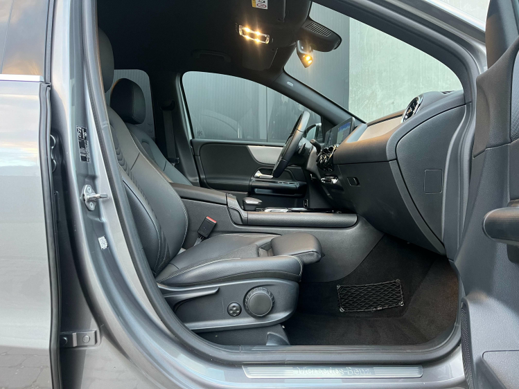 Mercedes-Benz B 180 B 180 7G-DCT Leder/Widescreen/Camera/Cruise/PDC... Leconte Motors