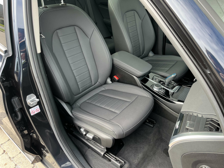 BMW iX3 iX3 Panodak/Leder/Camera/Sfeerverlichting/Carplay Leconte Motors