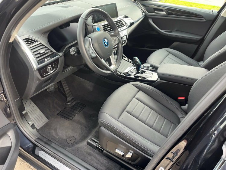 BMW iX3 iX3 Panodak/Leder/Camera/Sfeerverlichting/Carplay Leconte Motors