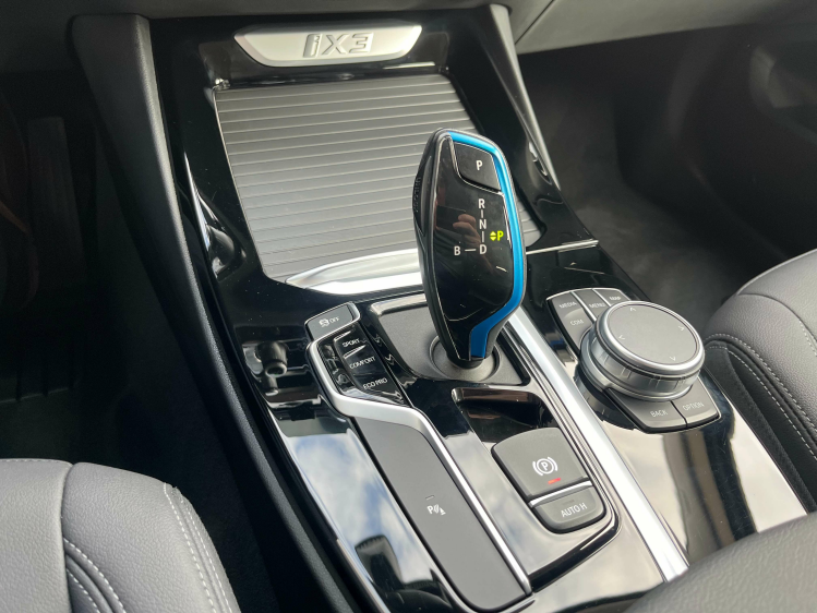 BMW iX3 iX3 Panodak/Leder/Camera/Sfeerverlichting/Carplay Leconte Motors