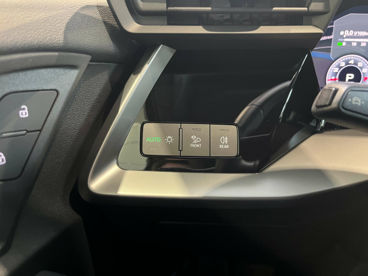 Audi A3 A3 30 TFSI Berline S-tronic S-line LED/Carplay/B&O Leconte Motors