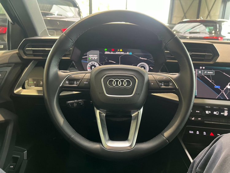 Audi A3 A3 30 TFSI Berline S-tronic S-line LED/Carplay/B&O Leconte Motors